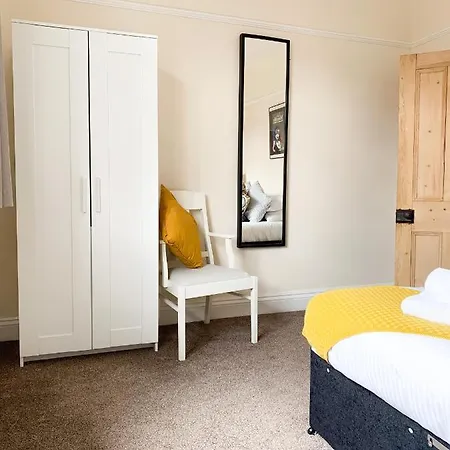 Riverside Holiday home York